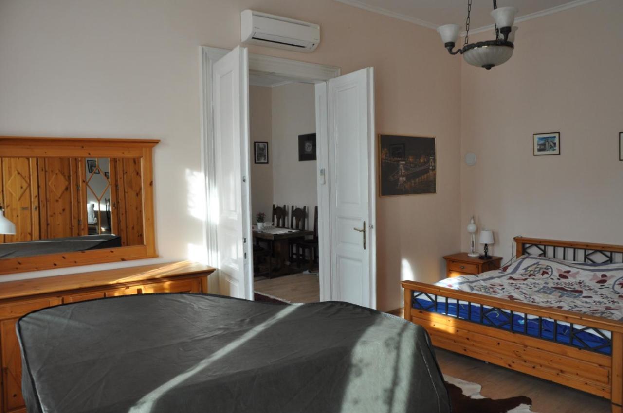 Matyas House In The City Center Budapest Esterno foto